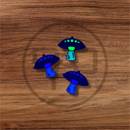 Lil Glowing Spaceship | Kandi Beads | Shoe Charms